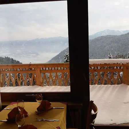 Hotel Croce D'aune