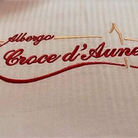 Croce D'aune מלון פדבנה