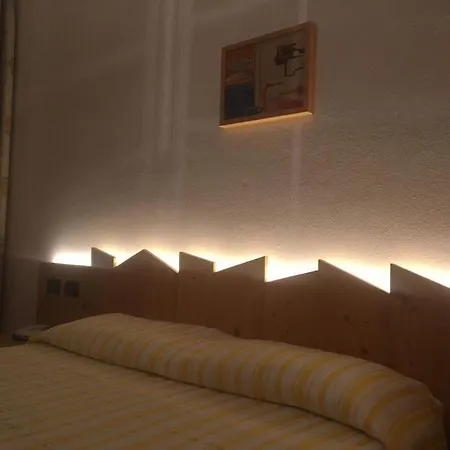 Otel Croce D'aune 2*